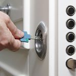 ¿Qué papel cumplen las cerraduras en la seguridad doméstica?
